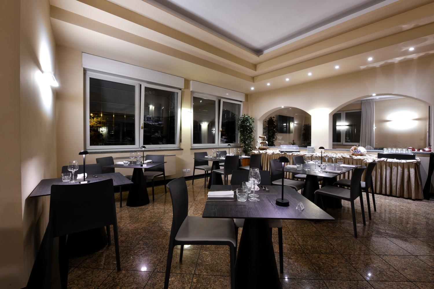 Hotel Internazionale ドモドッソラ エクステリア 写真